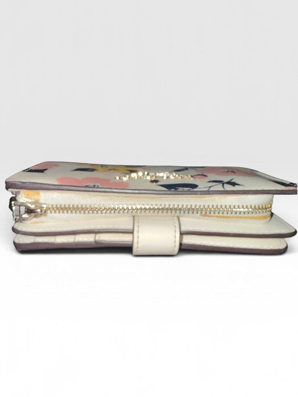 Kate Spade ✨Floral Zip Wallet in Cream with Pink & Yellow Flowers - Picture 3 of 7